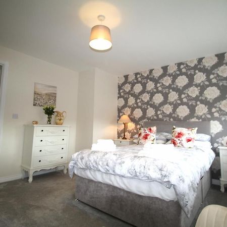 Ashington - 2 Bedroom House - Beautifully Decorated & Furnished - Large Garden Exteriör bild