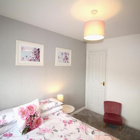Ashington - 2 Bedroom House - Beautifully Decorated & Furnished - Large Garden Exteriör bild