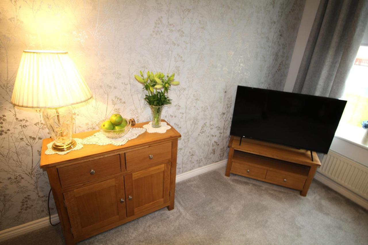 Ashington - 2 Bedroom House - Beautifully Decorated & Furnished - Large Garden Exteriör bild