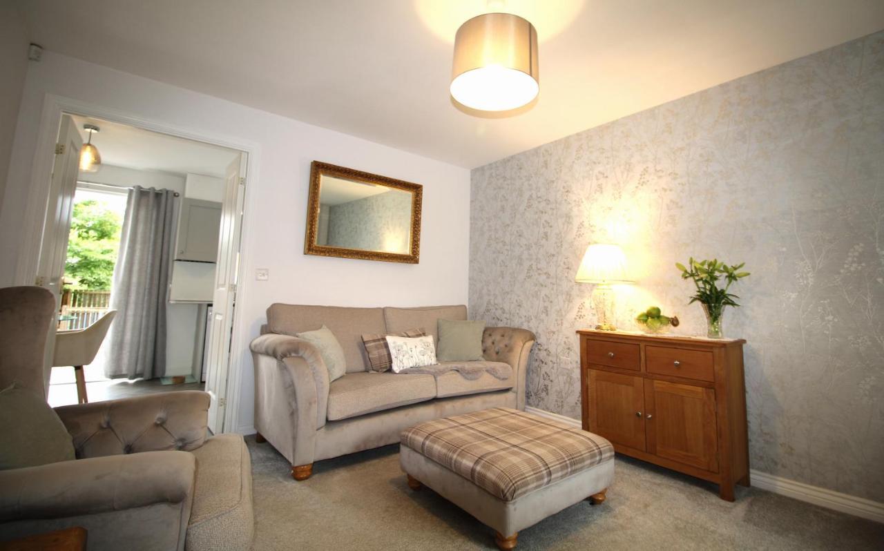 Ashington - 2 Bedroom House - Beautifully Decorated & Furnished - Large Garden Exteriör bild