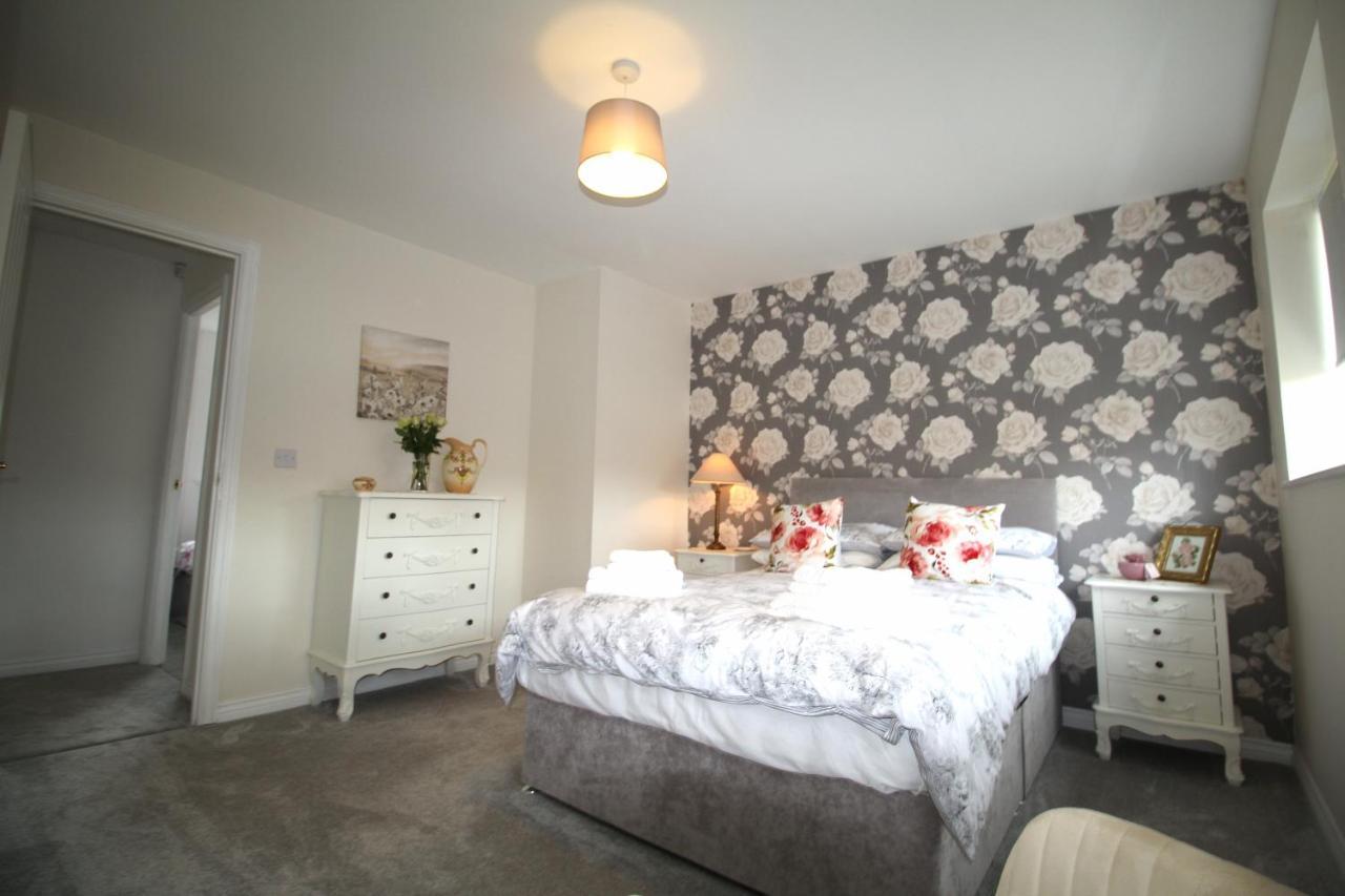Ashington - 2 Bedroom House - Beautifully Decorated & Furnished - Large Garden Exteriör bild