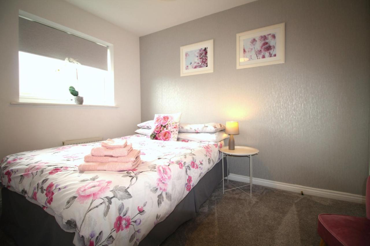Ashington - 2 Bedroom House - Beautifully Decorated & Furnished - Large Garden Exteriör bild
